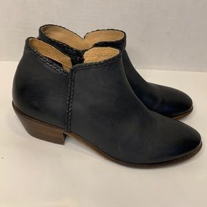 Fat Face Lytham black leather ankle boots size 39